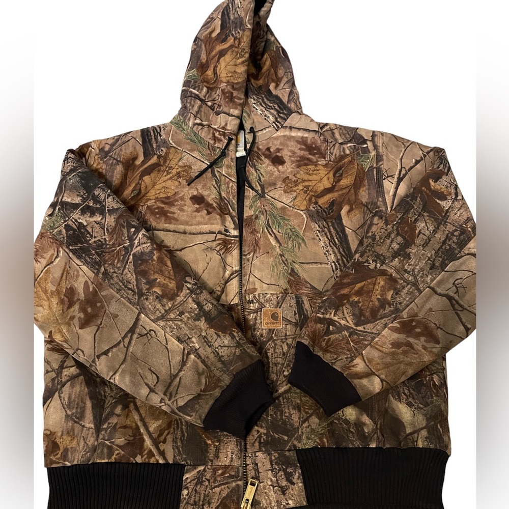 VTG Carhartt Camo Hooded Quilted Jacket J221 Cap Realtree Sz M